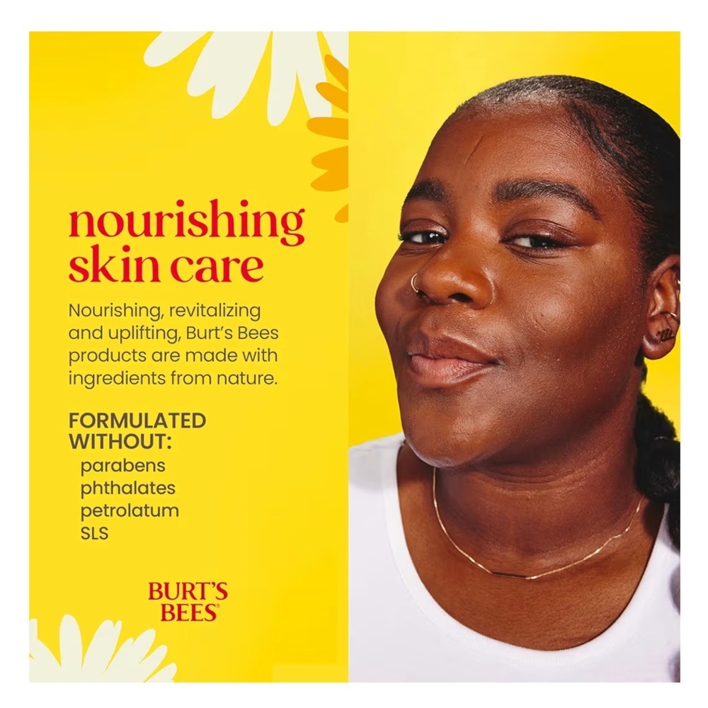 Burt's Bees Essential Kit - (306) - Picture 4 of 4